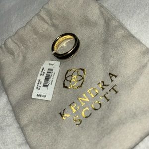Kendra Scott. Jack Gold Band Ring in Black Spinel.